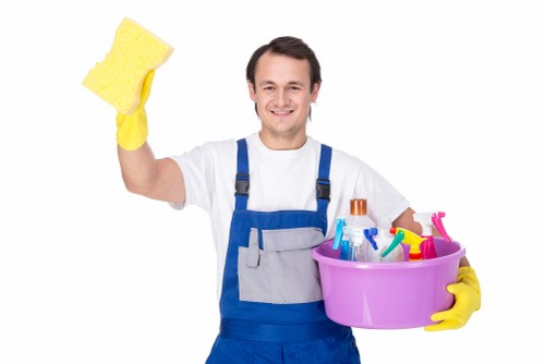 Cleaning provider explaining a resolution after a complaint