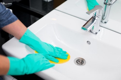 Professional curtain cleaning service for Treatham homes and businesses